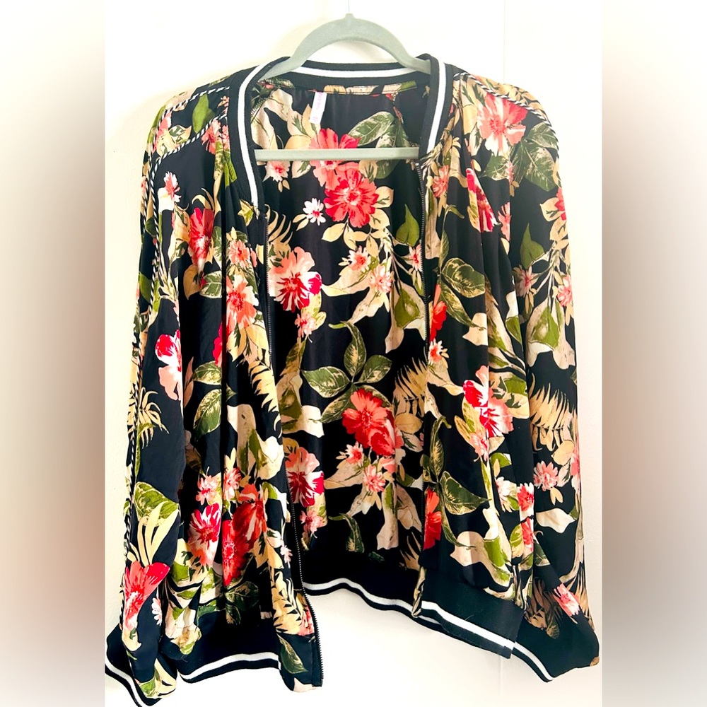 VARSITY BOMBER SATIN JACKET FLORAL MIAMI VIBES NEUTRAL TONES
